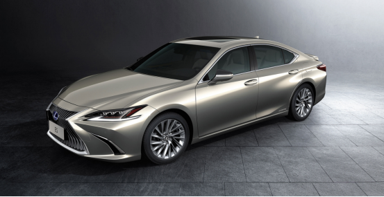 【新車到店】中大型豪華行政級轎車 新雷克薩斯ES300h即將到店 現(xiàn)接受預定389