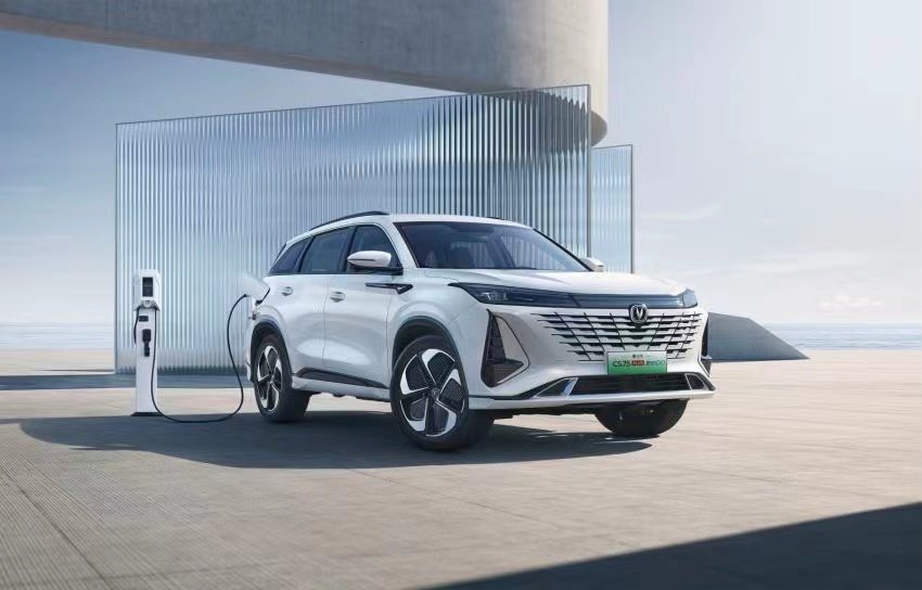長(zhǎng)安第三代CS75PLUS 智電iDD亮相
