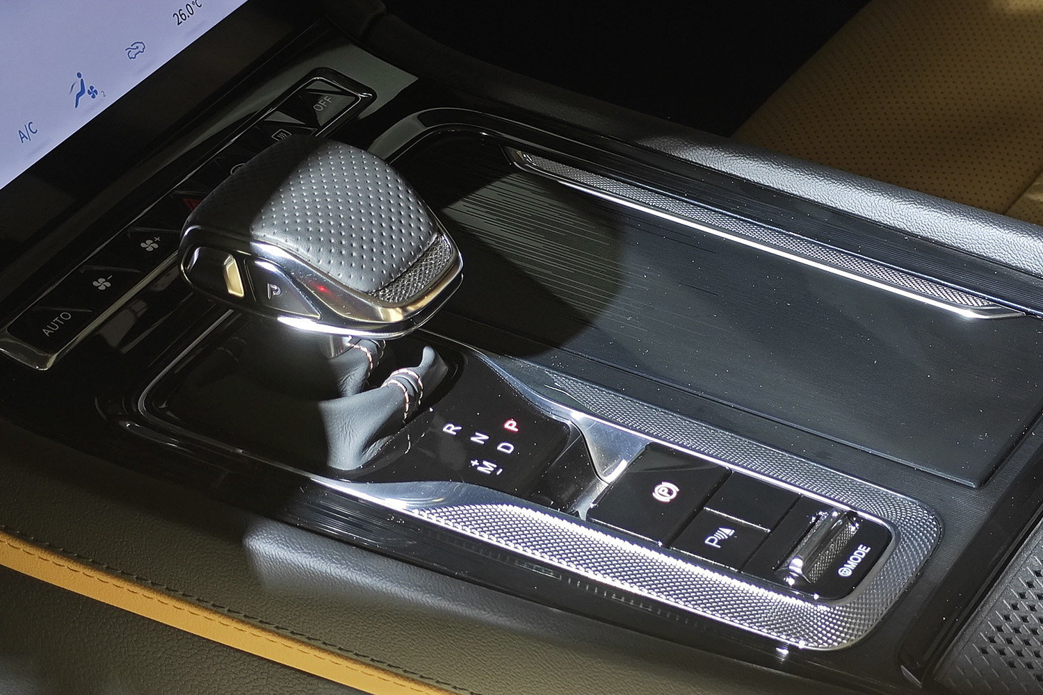 一汽紅旗H6推出四款車型，預售價19.48-24.18萬元