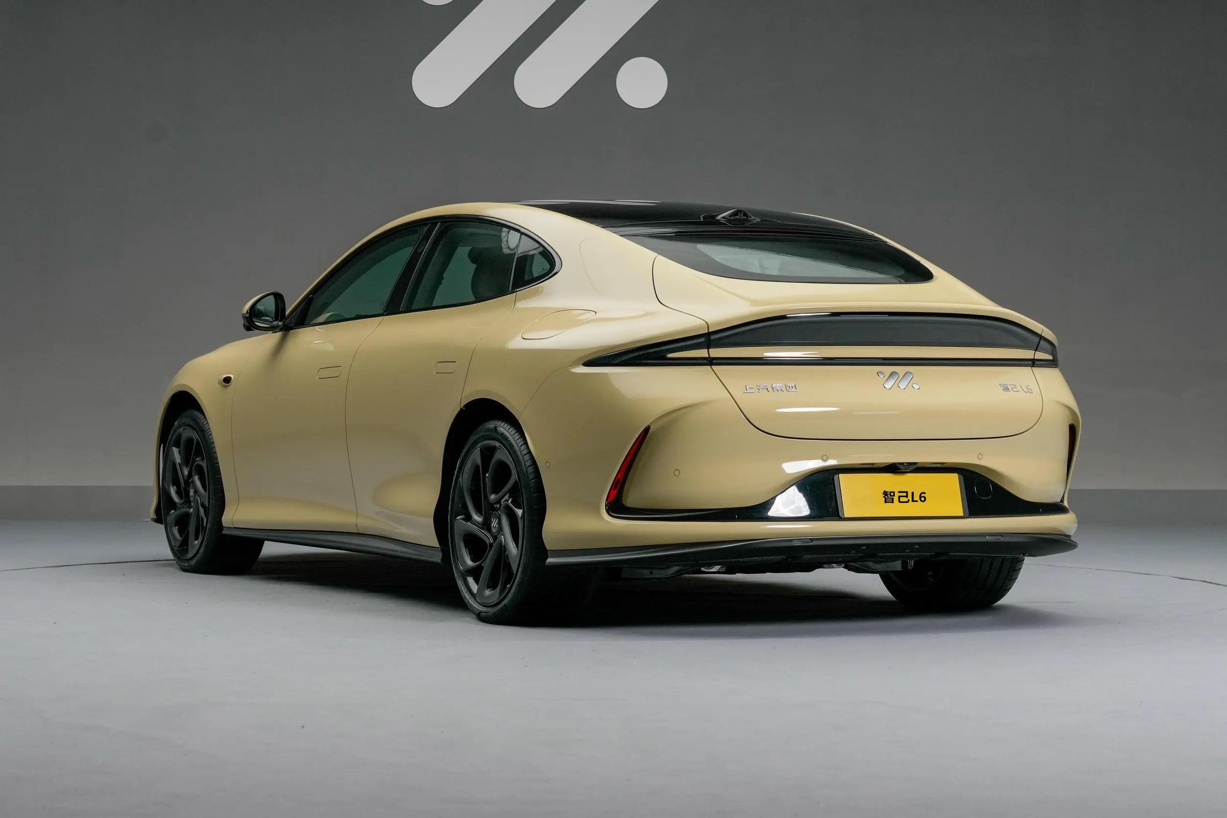 智己L6公布預售價23萬元-33萬元 固態(tài)電池續(xù)航超1000km