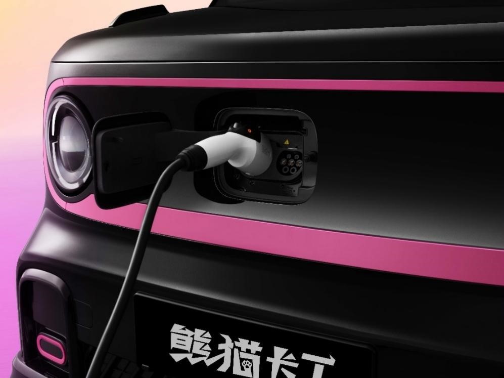 吉利熊貓卡丁發(fā)布 好看好玩的微型純電車來(lái)了